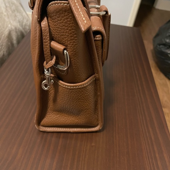 Dooney and Bourke - Picture 4 of 8